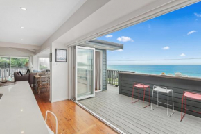 The Glass House Mollymook Beach